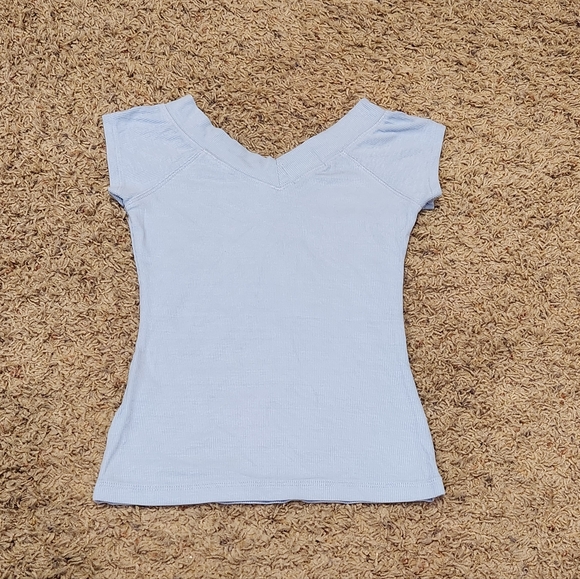BDG Urban Outfitters Shannen v-neck ribbed top Medium (S/M) NWOT light blue - Picture 5 of 11
